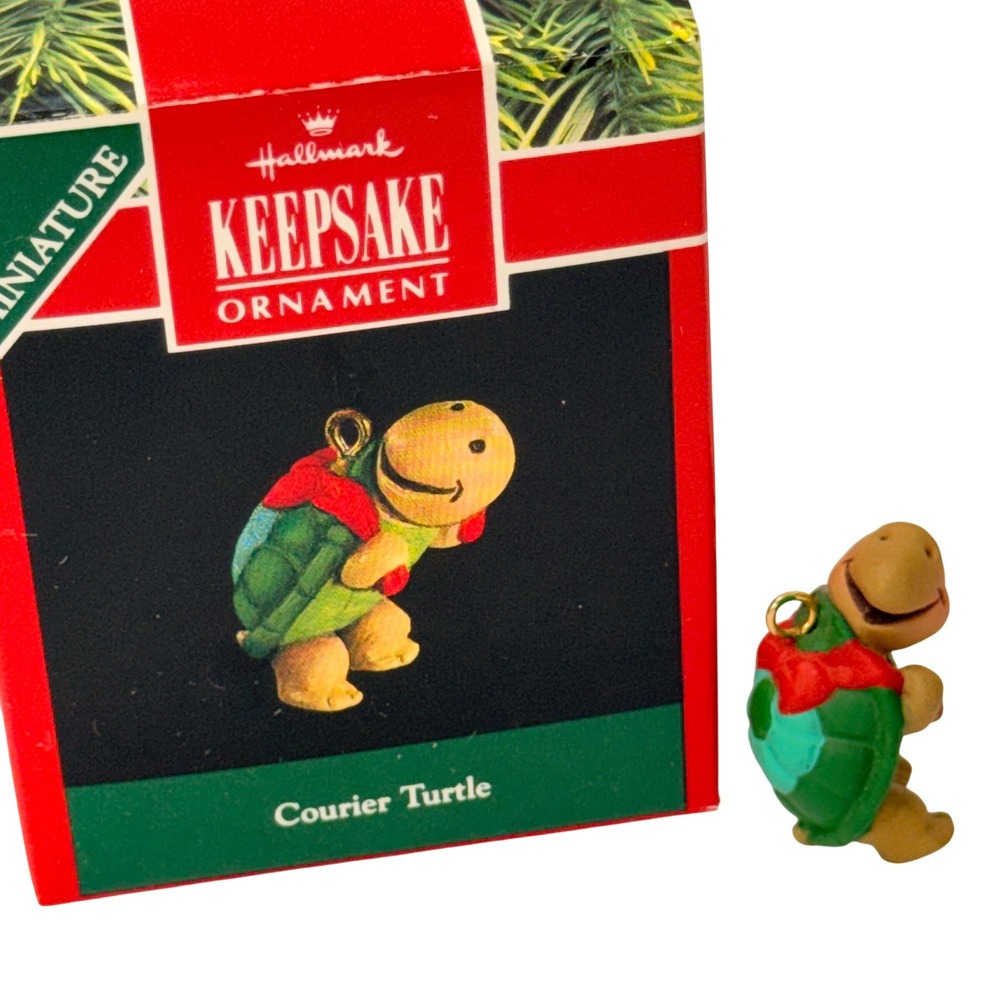 Hallmark Keepsake Miniature Ornament Courier Turtle Vintage Handcrafted Green‎